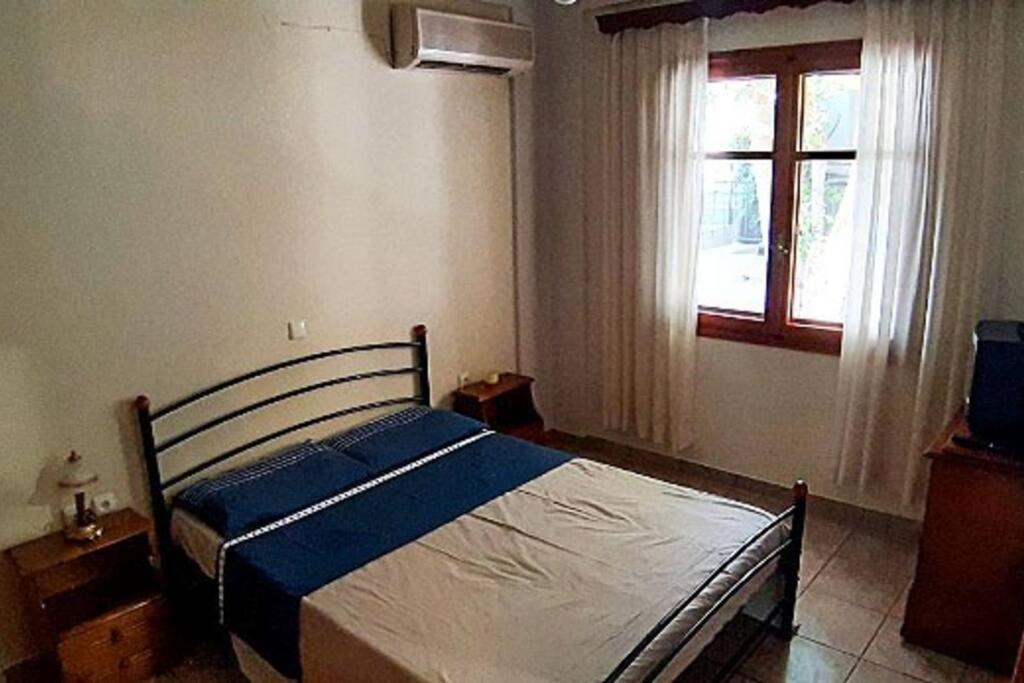 מונמבאסיה Sophie'S Traditional Hospitality Appartment מראה חיצוני תמונה
